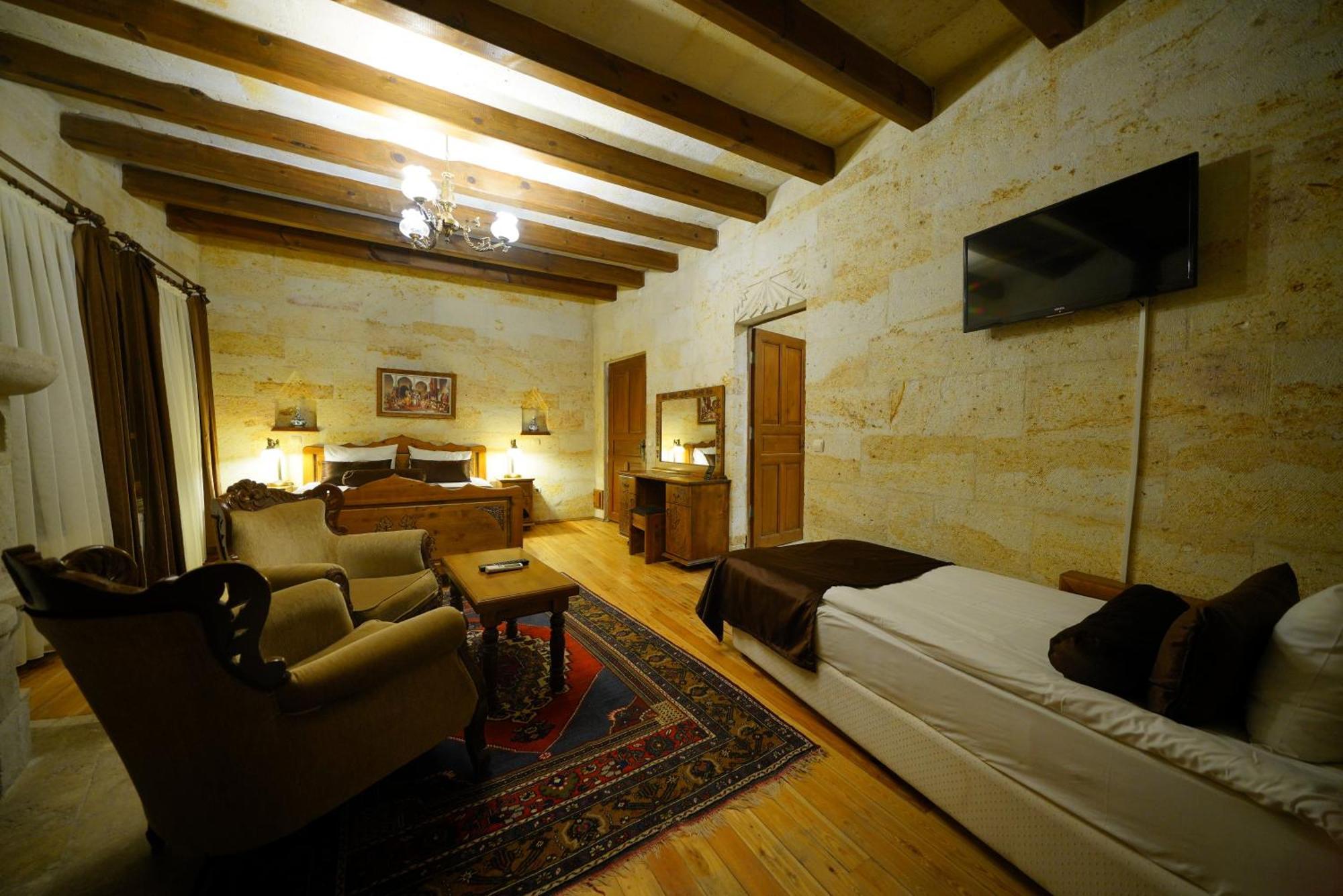 Hotel Harman Cave